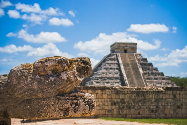 Quels sont les impacts des politiques de conservation sur les sites archéologiques mayas ?